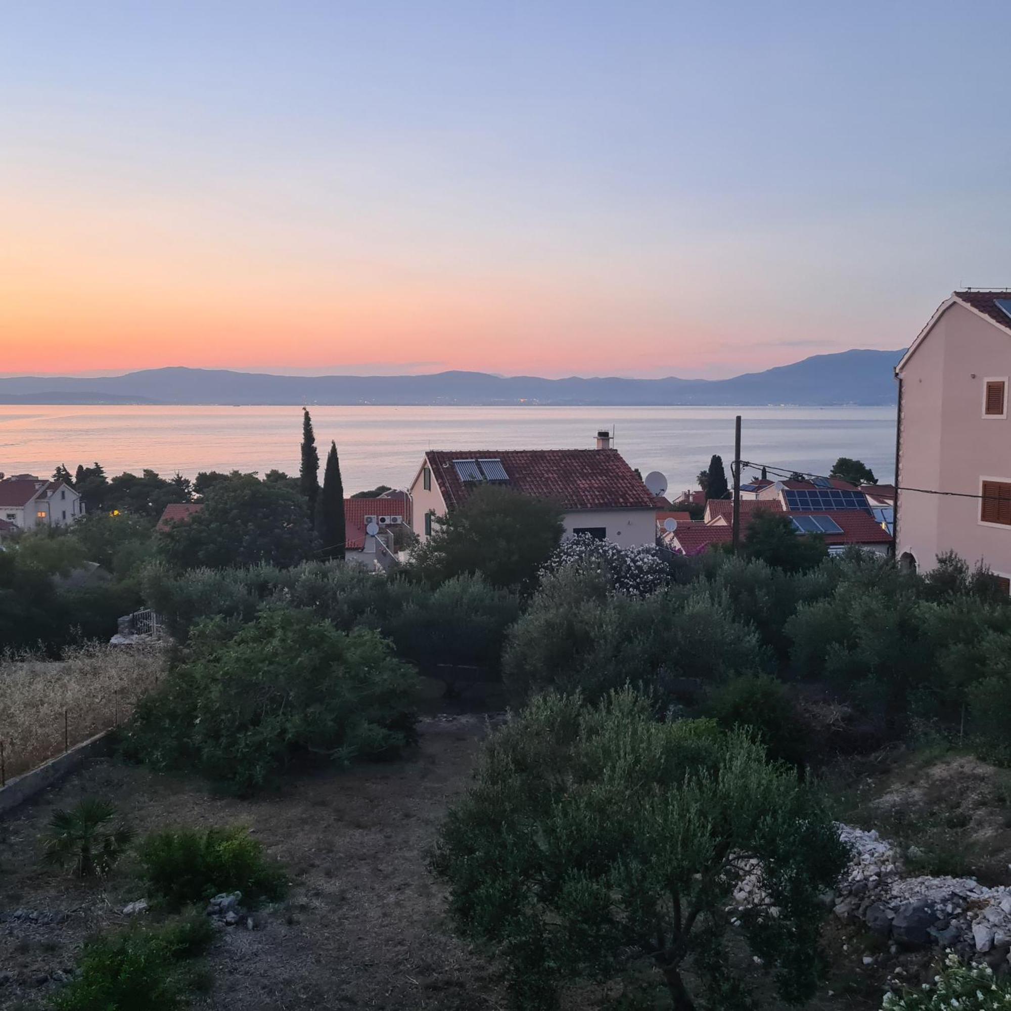 Garden House Sutivan Dış mekan fotoğraf
